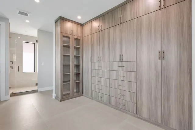 $3,750,000 | 2015 Northeast 4th Avenue, Wilton Manors, FL 33305