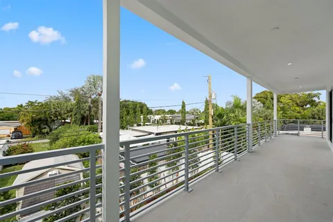 $3,499,950 | 2015 Northeast 4th Avenue, Wilton Manors, FL 33305