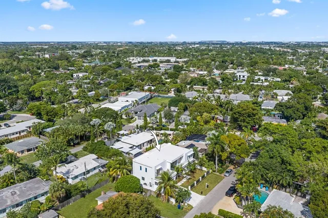 $3,750,000 | 2015 Northeast 4th Avenue, Wilton Manors, FL 33305