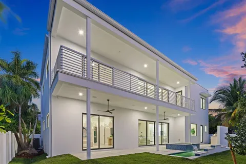 $3,499,950 | 2015 Northeast 4th Avenue, Wilton Manors, FL 33305