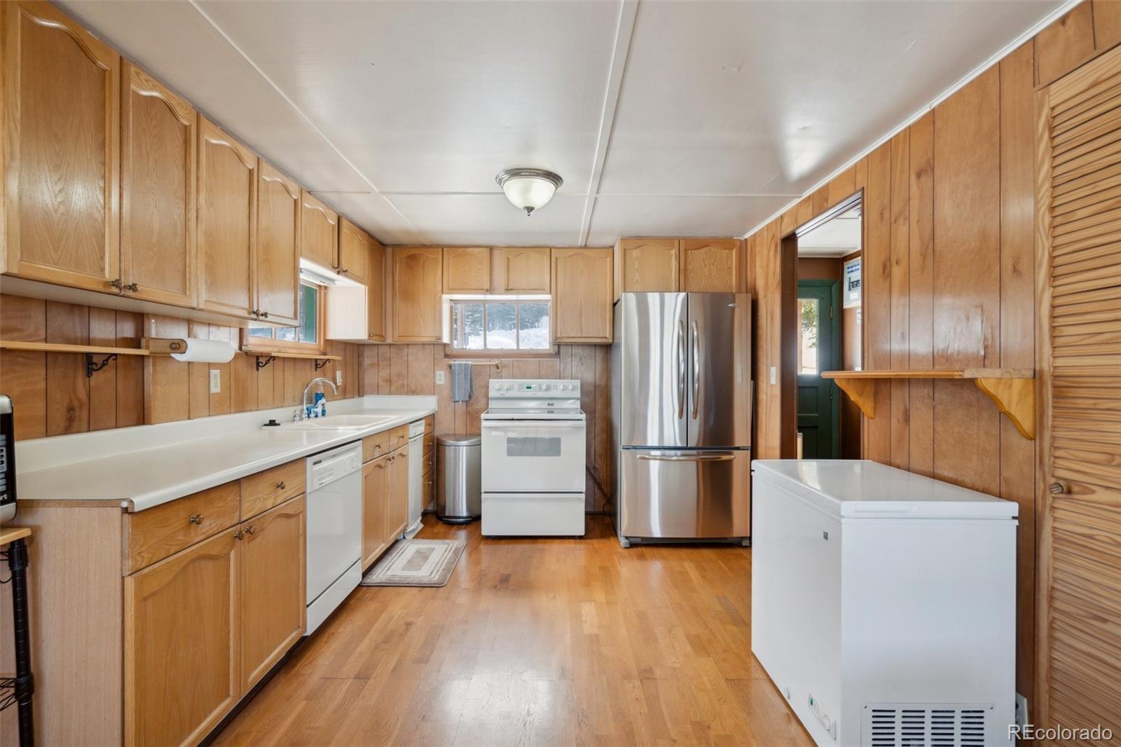 19023 Timber Falls Road Littleton, CO 80127 - Photo 15 of 43 Gallery Image 15