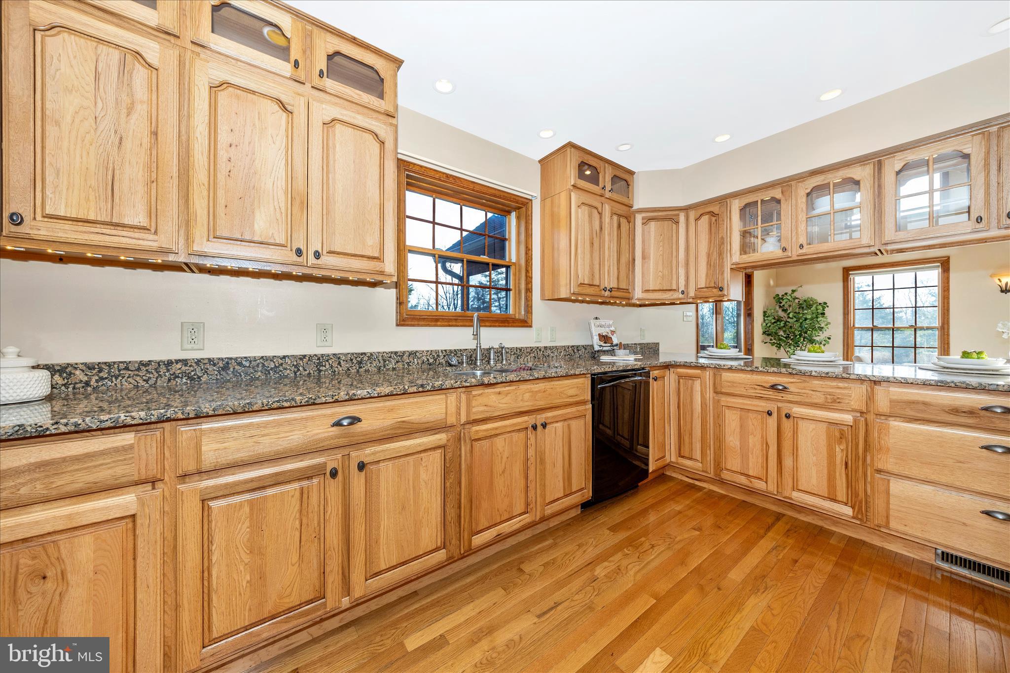 14013 Maple Ridge Hancock, MD 21750 - Photo 17 of 84 Kitchen