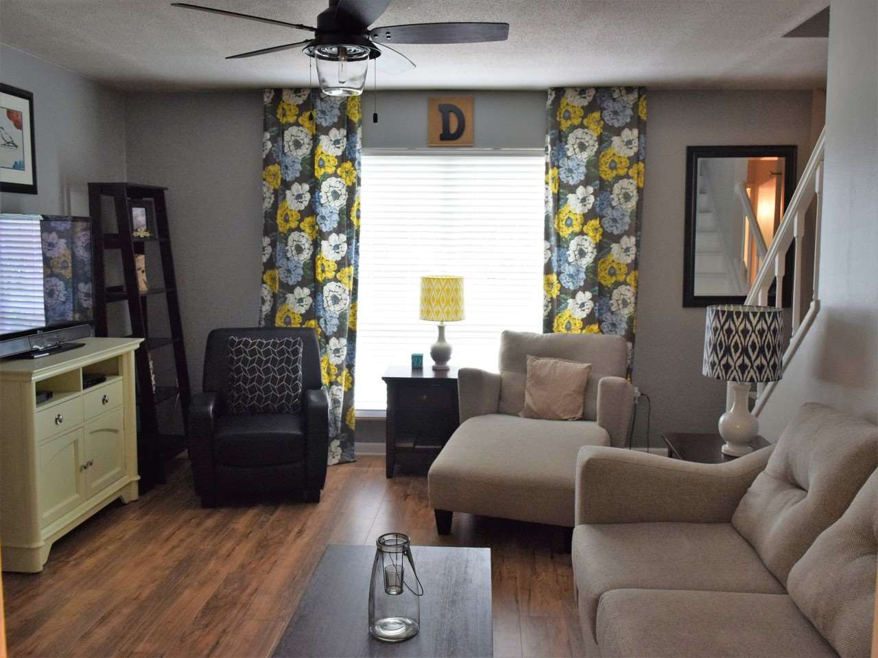 3481 Hope Valley Road Durham, NC 27707 - Photo 4 of 16 Living Room