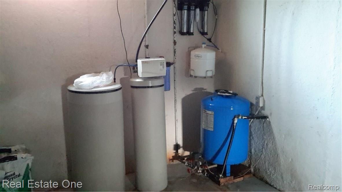 8625 35 Mile Road Romeo, MI 48065 - Photo 32 of 46 Water softener and filter