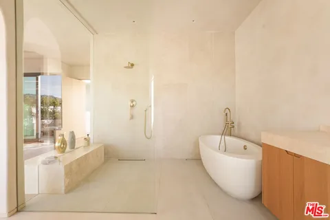 $4,849,500 | 517 North Martel Avenue, Los Angeles, CA 90036