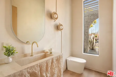 $4,849,500 | 517 North Martel Avenue, Los Angeles, CA 90036