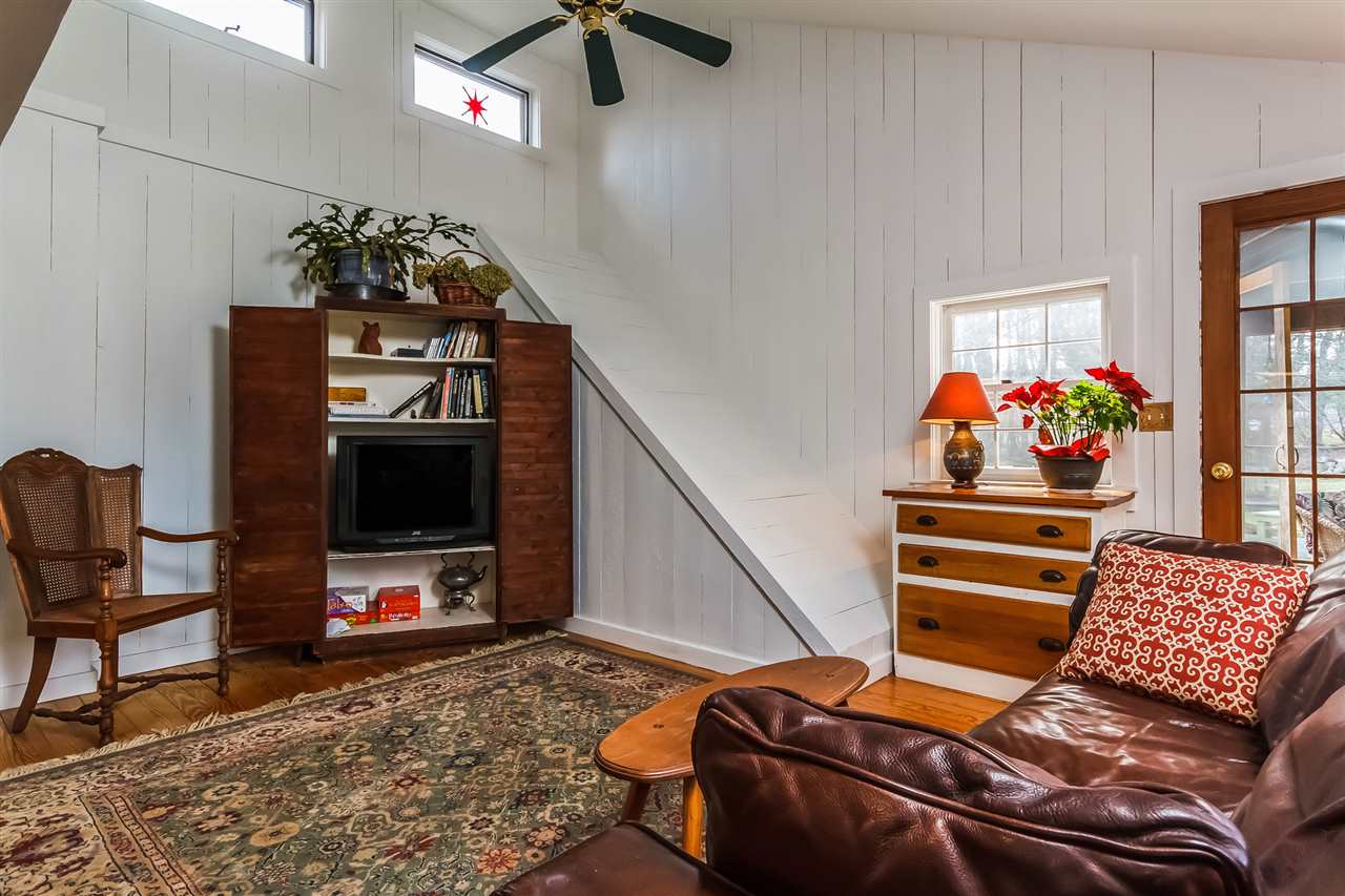 7 Oak Hill Road Concord, NH 03301 - Photo 12 of 38