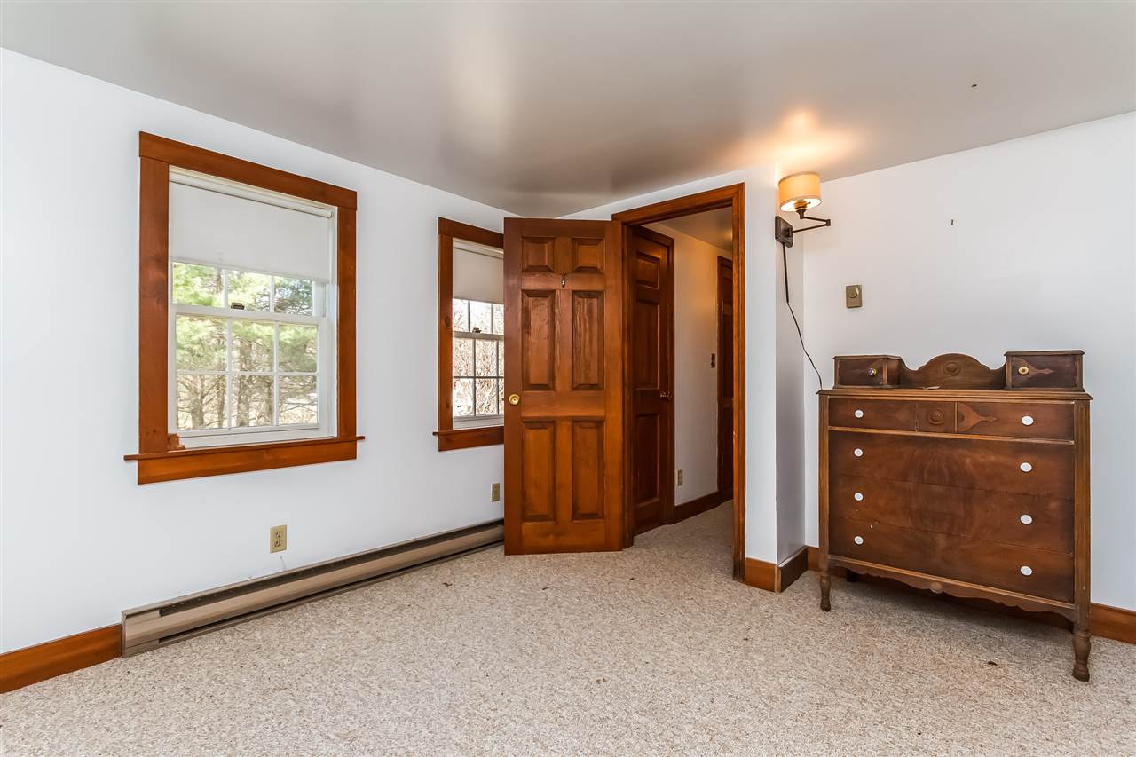 7 Oak Hill Road Concord, NH 03301 - Photo 19 of 38