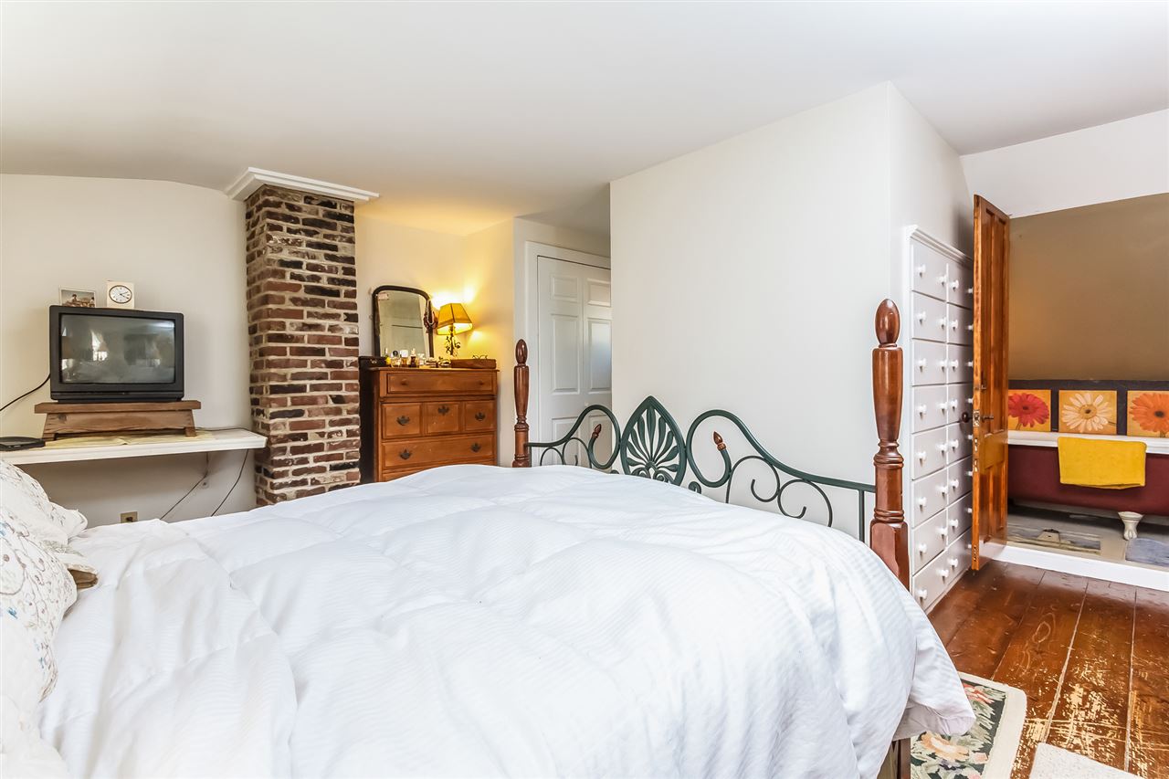 7 Oak Hill Road Concord, NH 03301 - Photo 21 of 38