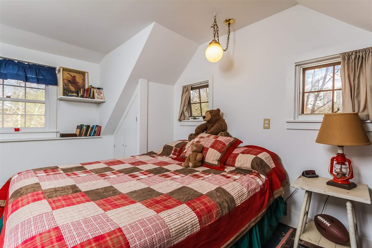 7 Oak Hill Road Concord, NH 03301 - Photo 25 of 38