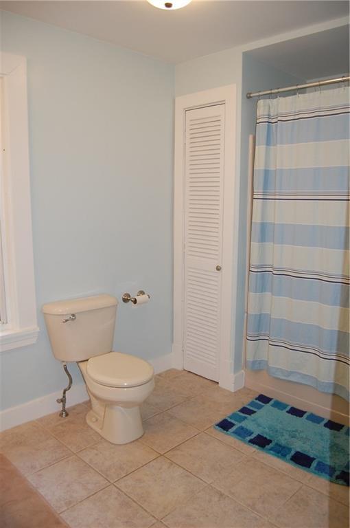 17 Old Lewiston Road Monmouth, ME 04265 - Photo 17 of 35 Full bathroom on 1st floor.