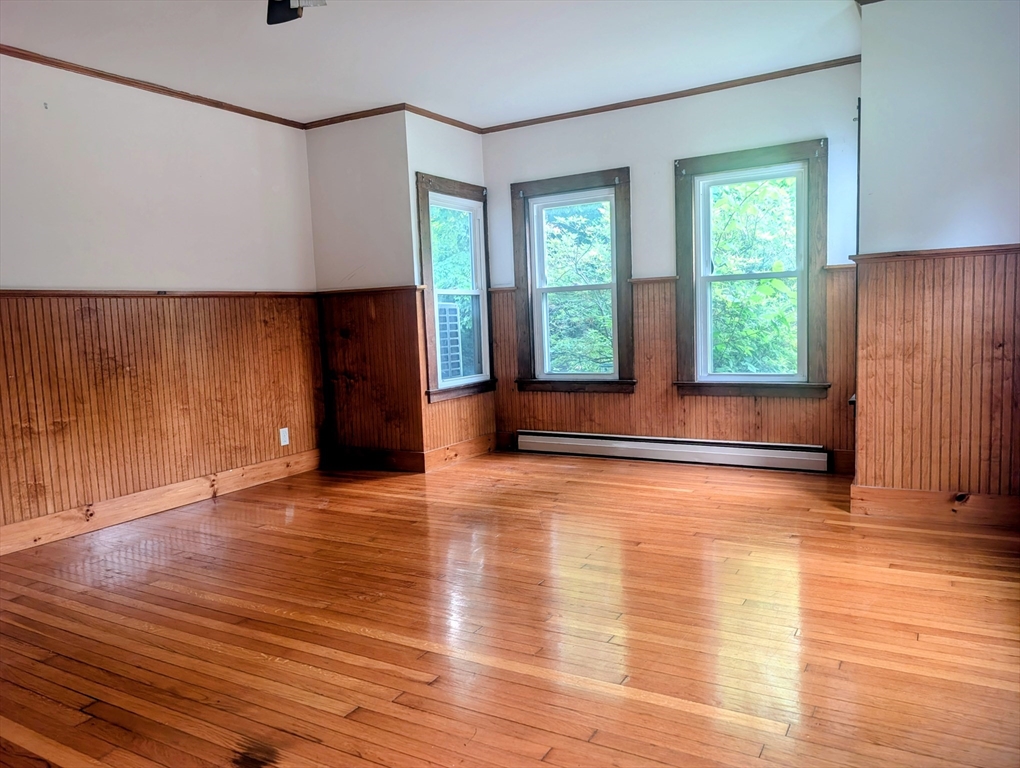 137 Main Street, Unit 1 Shelburne, MA 01370 - Photo 15 of 16