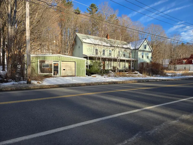 $60,000 | 32 North Main Street, Bryant Pond, ME 04219