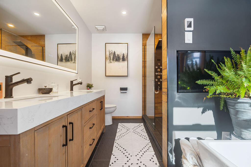 1277 Naples Road Harrison, ME 04040 - Photo 15 of 40 IMG_7299