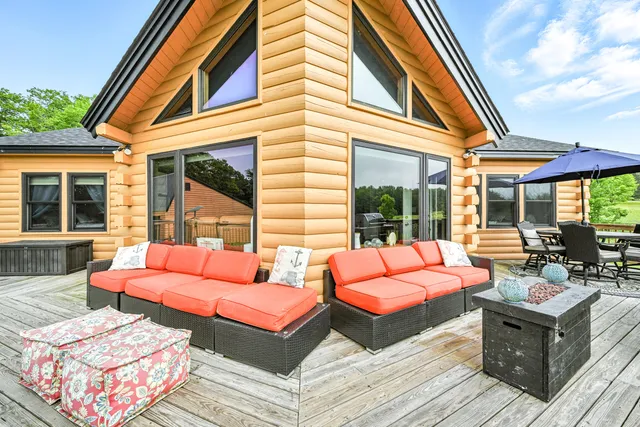 $974,900 | 1277 Naples Road, Harrison, ME 04040