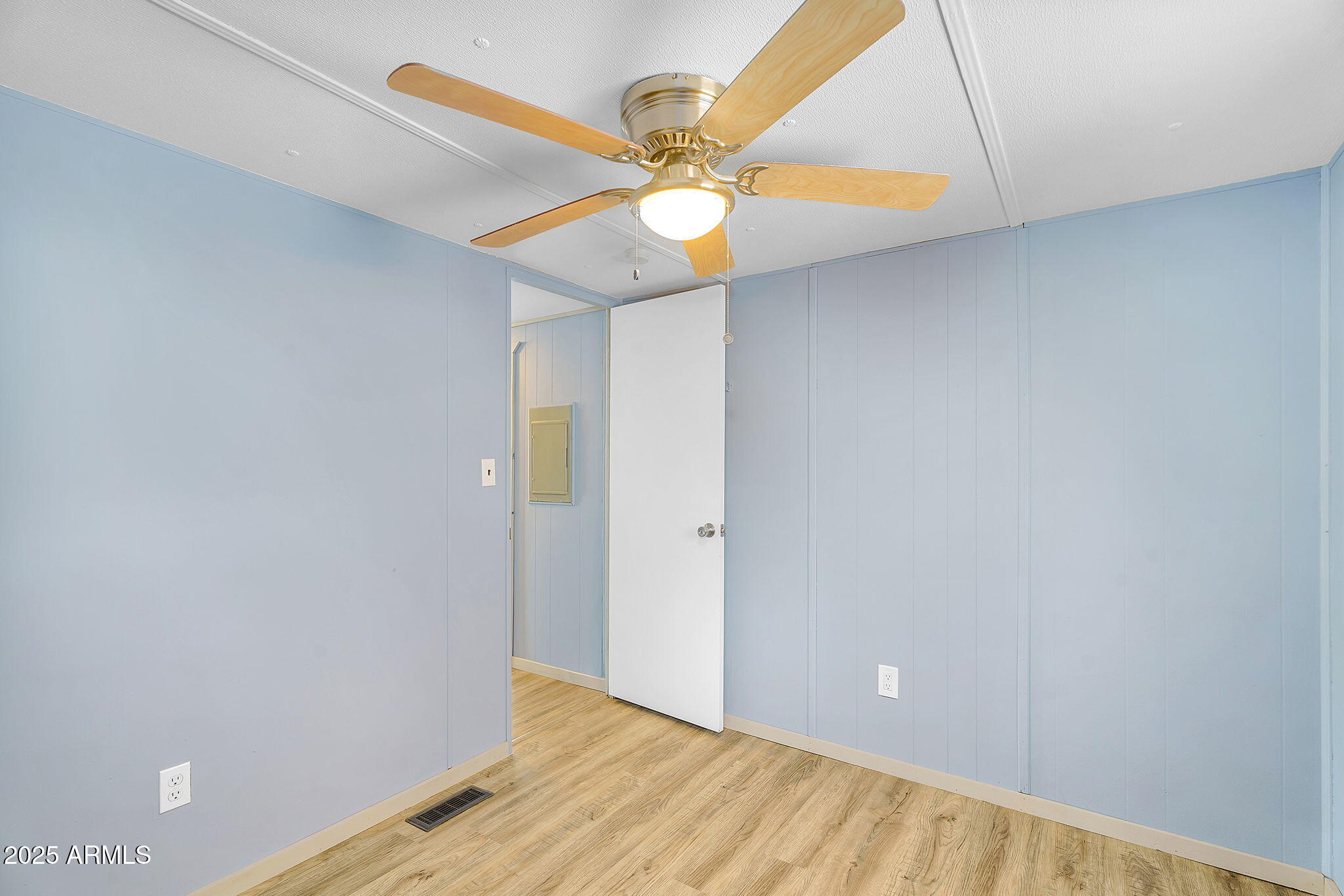 747 East Germann Road, Unit 15 San Tan Valley, AZ 85140 - Photo 24 of 27 24-web-or-mls-747 E germann-25