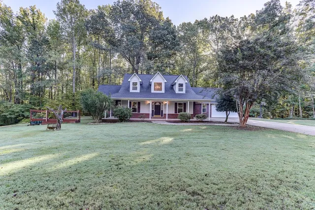$423,000 | 120 Jimmie Lee Cove, Munford, TN 38058