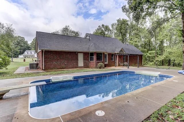 $423,000 | 120 Jimmie Lee Cove, Munford, TN 38058