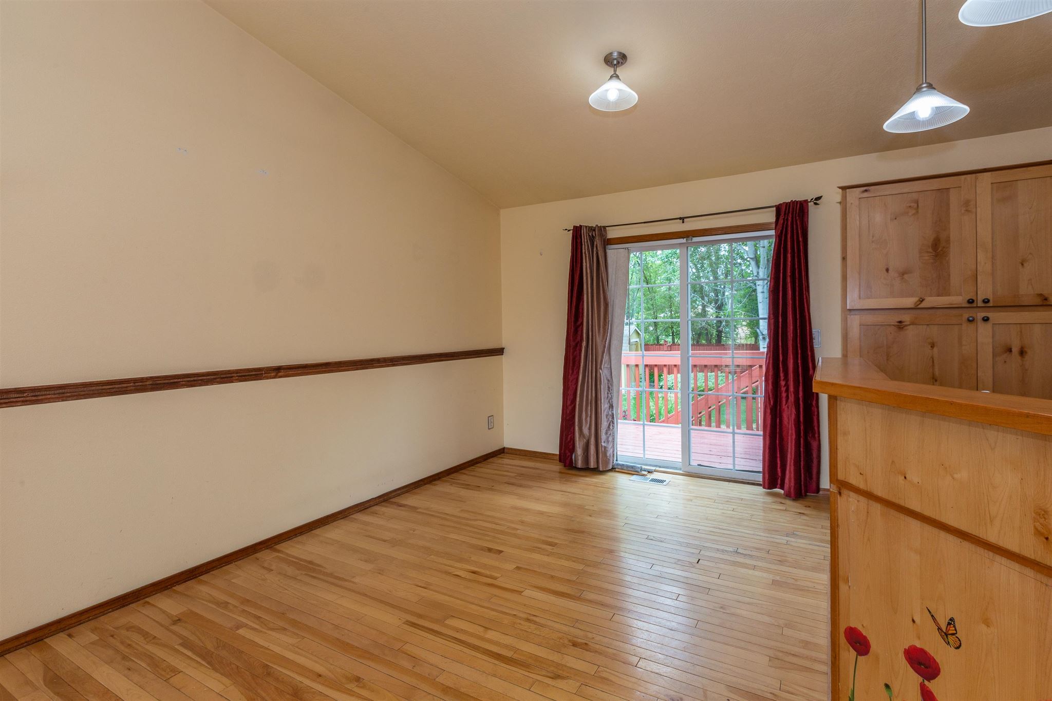 8707 North Maple Street Spokane, WA 99208 - Photo 8 of 20 Gallery Image 8