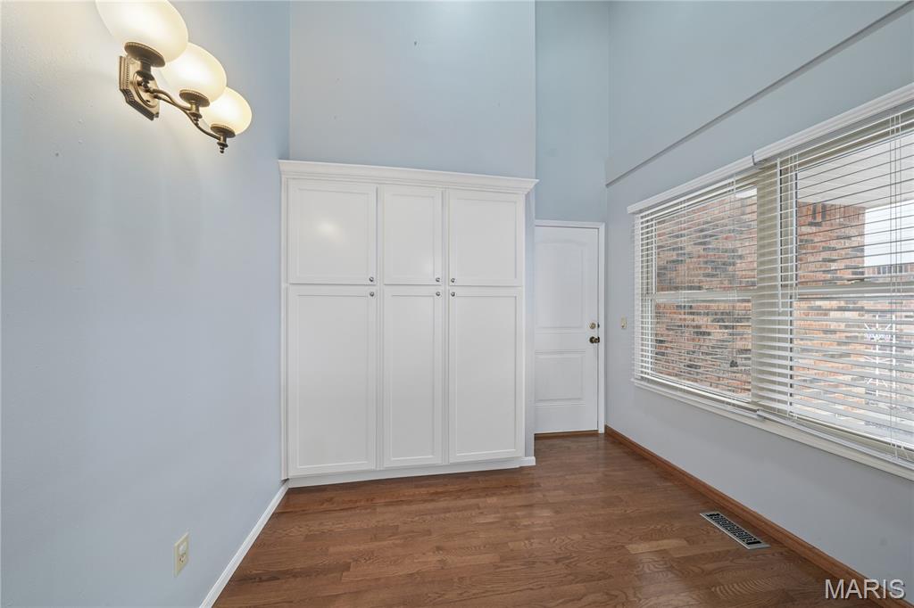 13721 La Conte Court St. Louis, MO 63128 - Photo 13 of 35