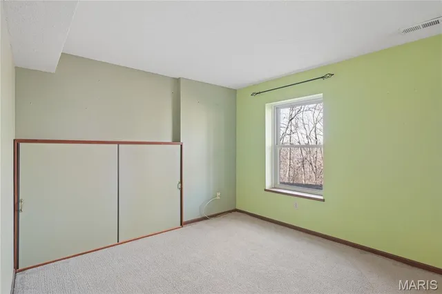 $244,900 | 13721 La Conte Court, St. Louis, MO 63128