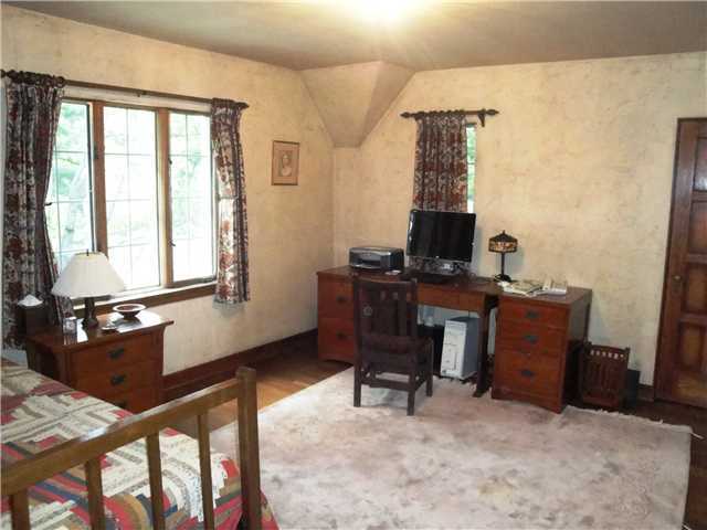 2274 Club Road Columbus, OH 43221 - Photo 11 of 16