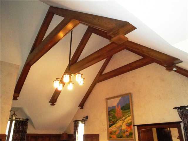 2274 Club Road Columbus, OH 43221 - Photo 9 of 16