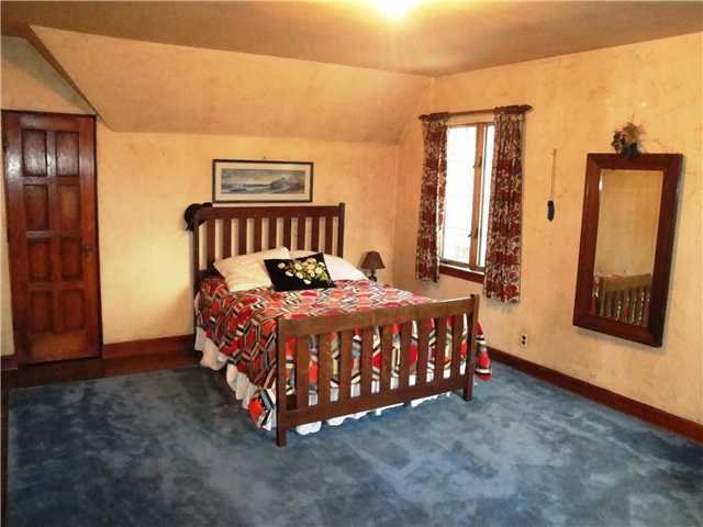 2274 Club Road Columbus, OH 43221 - Photo 10 of 16