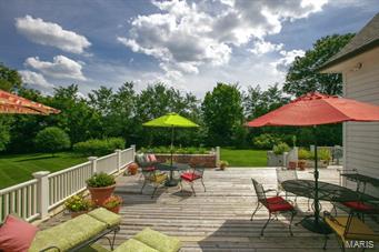 320 North Mosley Road Creve Coeur, MO 63141 - Photo 19 of 41 Gallery Image 19