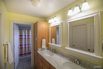 320 North Mosley Road Creve Coeur, MO 63141 - Photo 25 of 41 Gallery Image 25