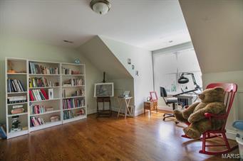 320 North Mosley Road Creve Coeur, MO 63141 - Photo 26 of 41 Gallery Image 26