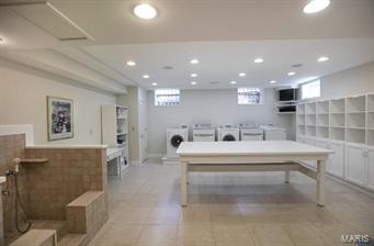 320 North Mosley Road Creve Coeur, MO 63141 - Photo 36 of 41 Gallery Image 36