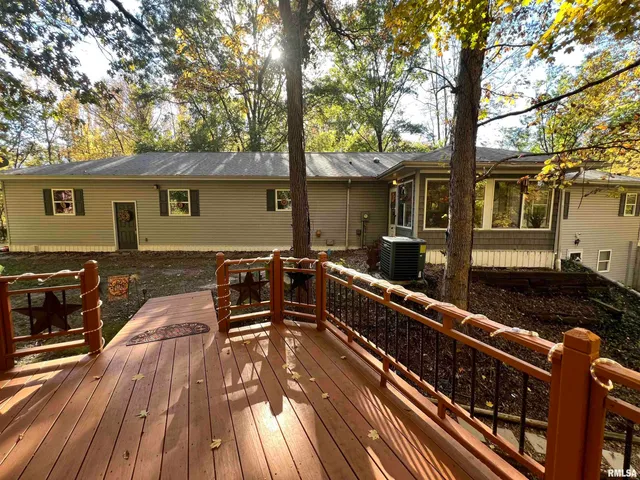 $409,900 | 2372 Logan Street, Murphysboro, IL 62966