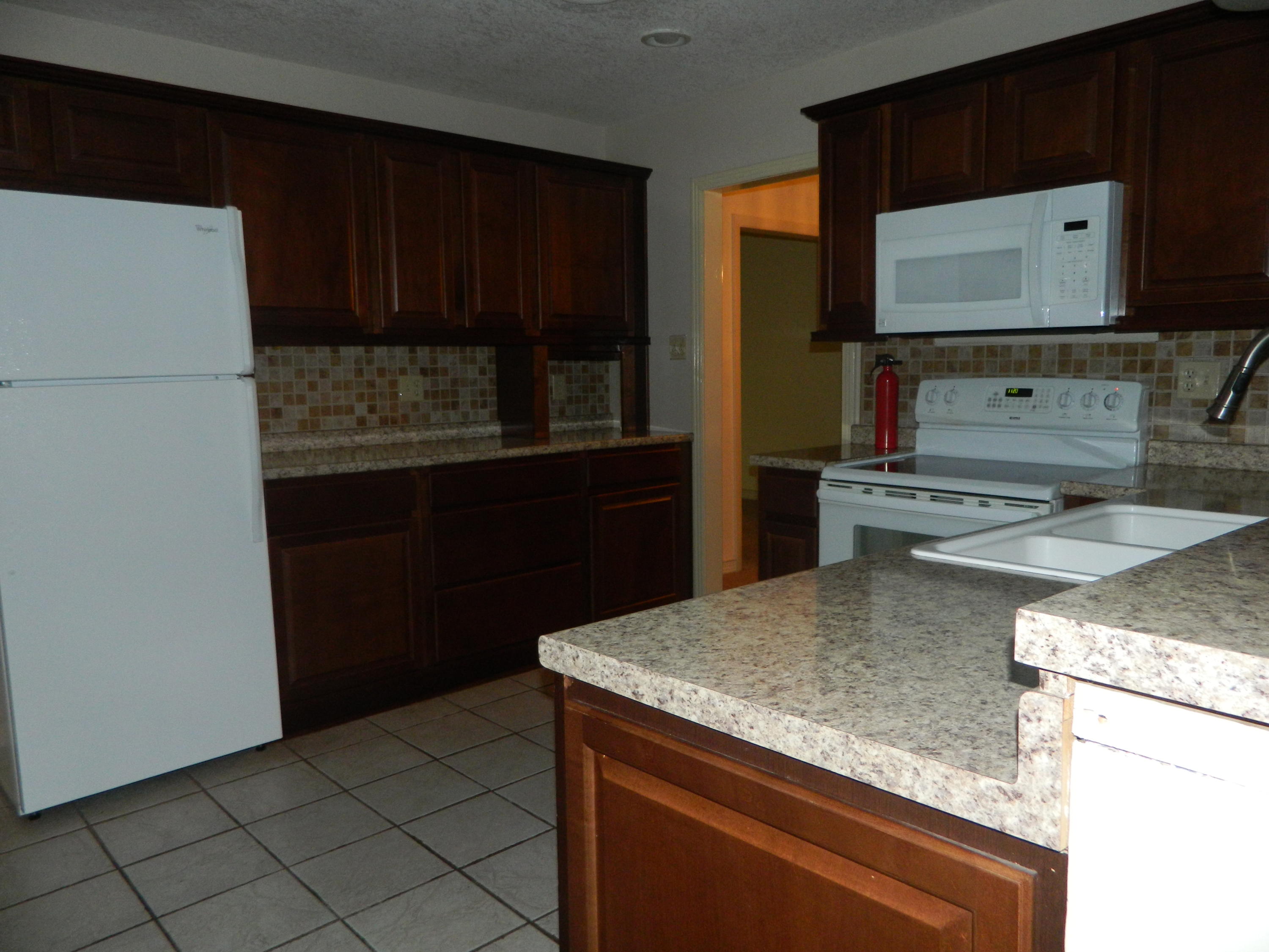 104 Newridge Road Oak Ridge, TN 37830 - Photo 9 of 27 DSCN0692