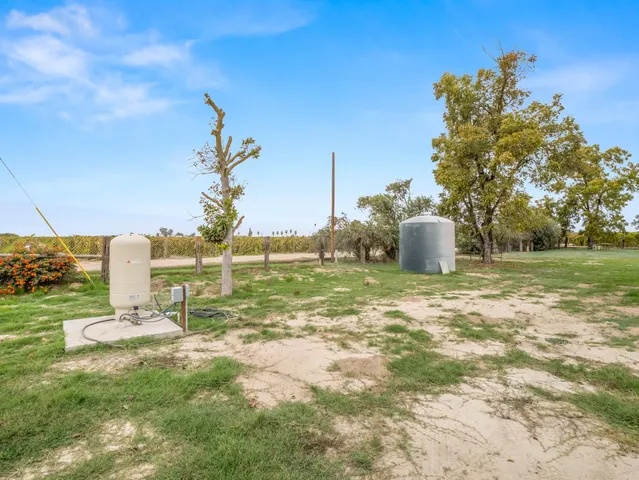 $799,900 | 10375 West Kearney Boulevard, Fresno, CA 93706