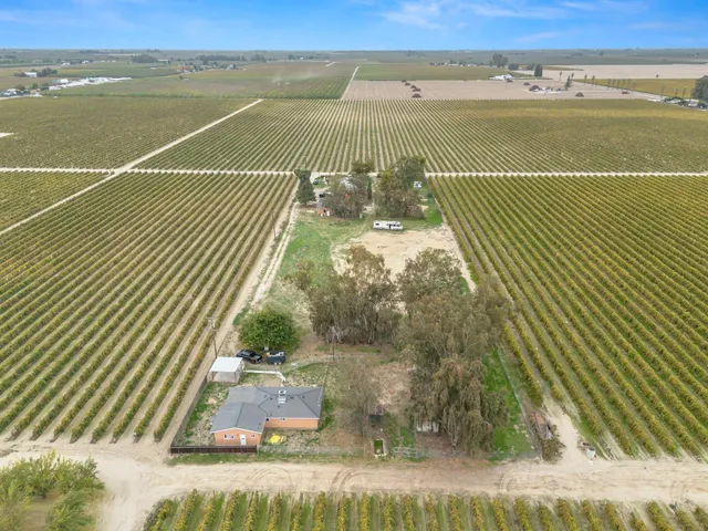 $799,900 | 10375 West Kearney Boulevard, Fresno, CA 93706