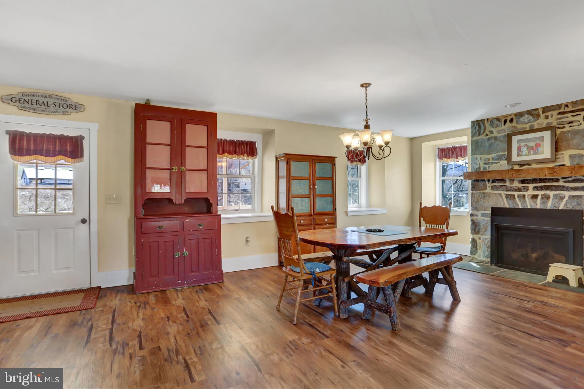 17308 Path Valley Road Spring Run, PA 17262 - Photo 6 of 52 Dining room