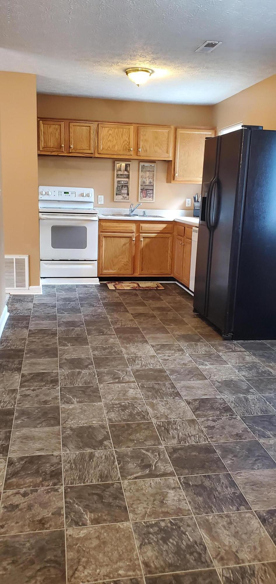 603 Overlook Road Louisville, KY 40229 - Photo 2 of 20 Large Kitchen with new flooring