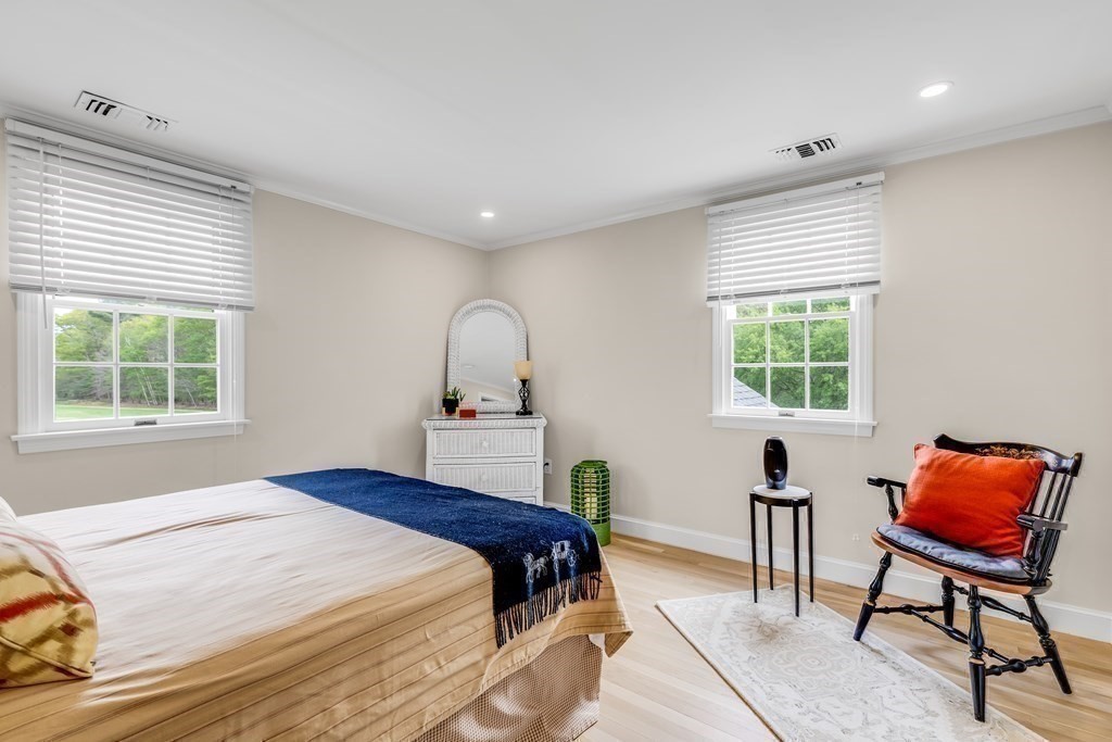 3 Longmeadow Way Hamilton, MA 01982 - Photo 22 of 41 a bedroom with a bed and a window