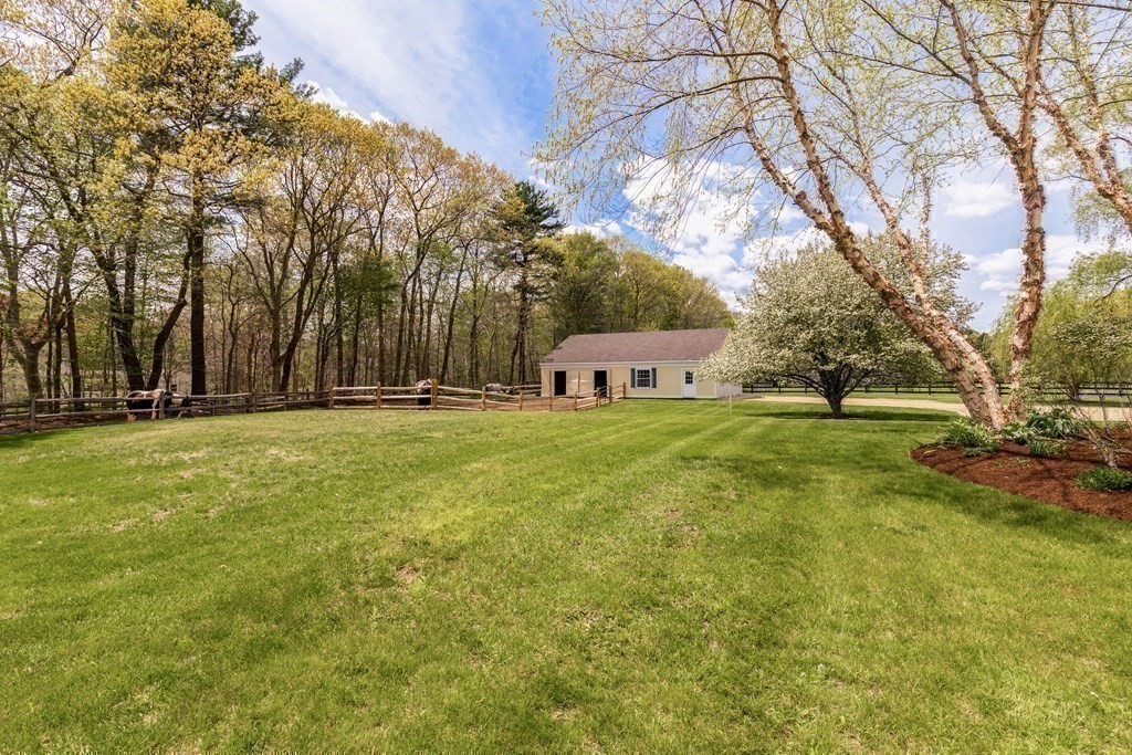 3 Longmeadow Way Hamilton, MA 01982 - Photo 38 of 41 a view of yard with trees