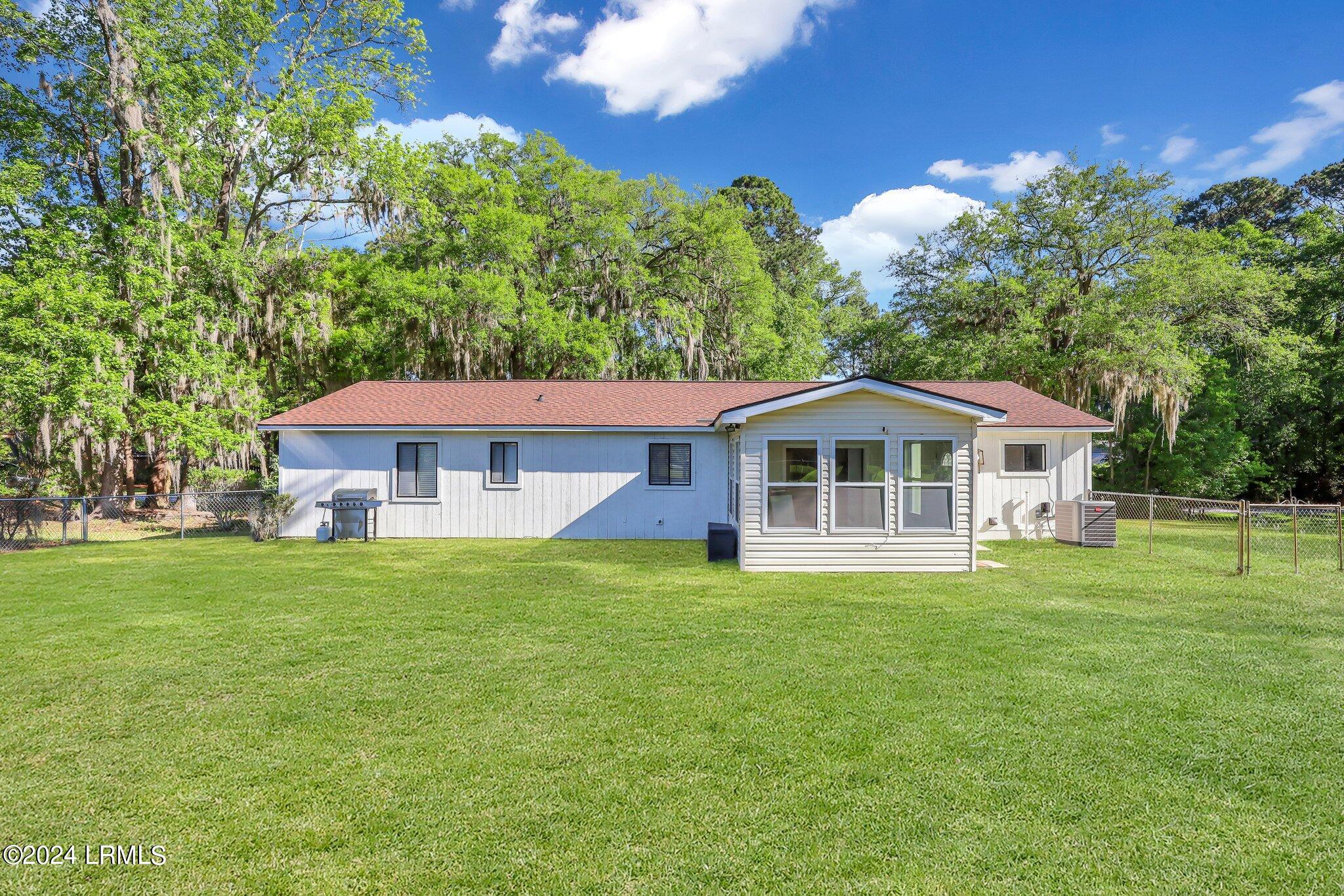 3018 Ratel Drive Beaufort, SC 29902 - Photo 46 of 49 47-web-or-mls-IMG_7527_1
