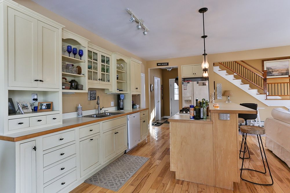 311 Conway Road Madison, NH 03849 - Photo 9 of 40