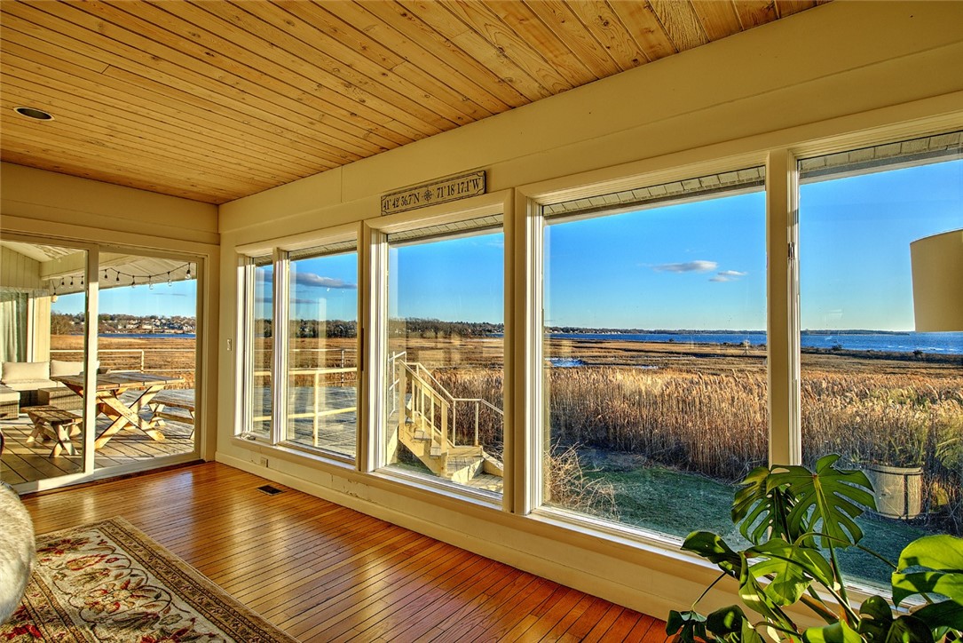 377 Rumstick Road Barrington, RI 02806 - Photo 5 of 40