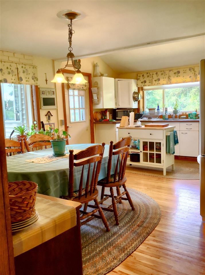 990 High Lake Road Traverse City, MI 49696 - Photo 10 of 55 1891006-9.JPG