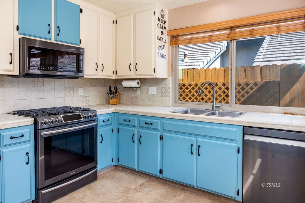 247 West Yellowstone Place Ridgecrest, CA 93555 - Photo 16 of 50 Gallery Image 16