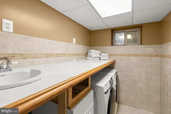 $1,250,000 | 8016 Lilly Stone Drive, Bethesda, MD 20817