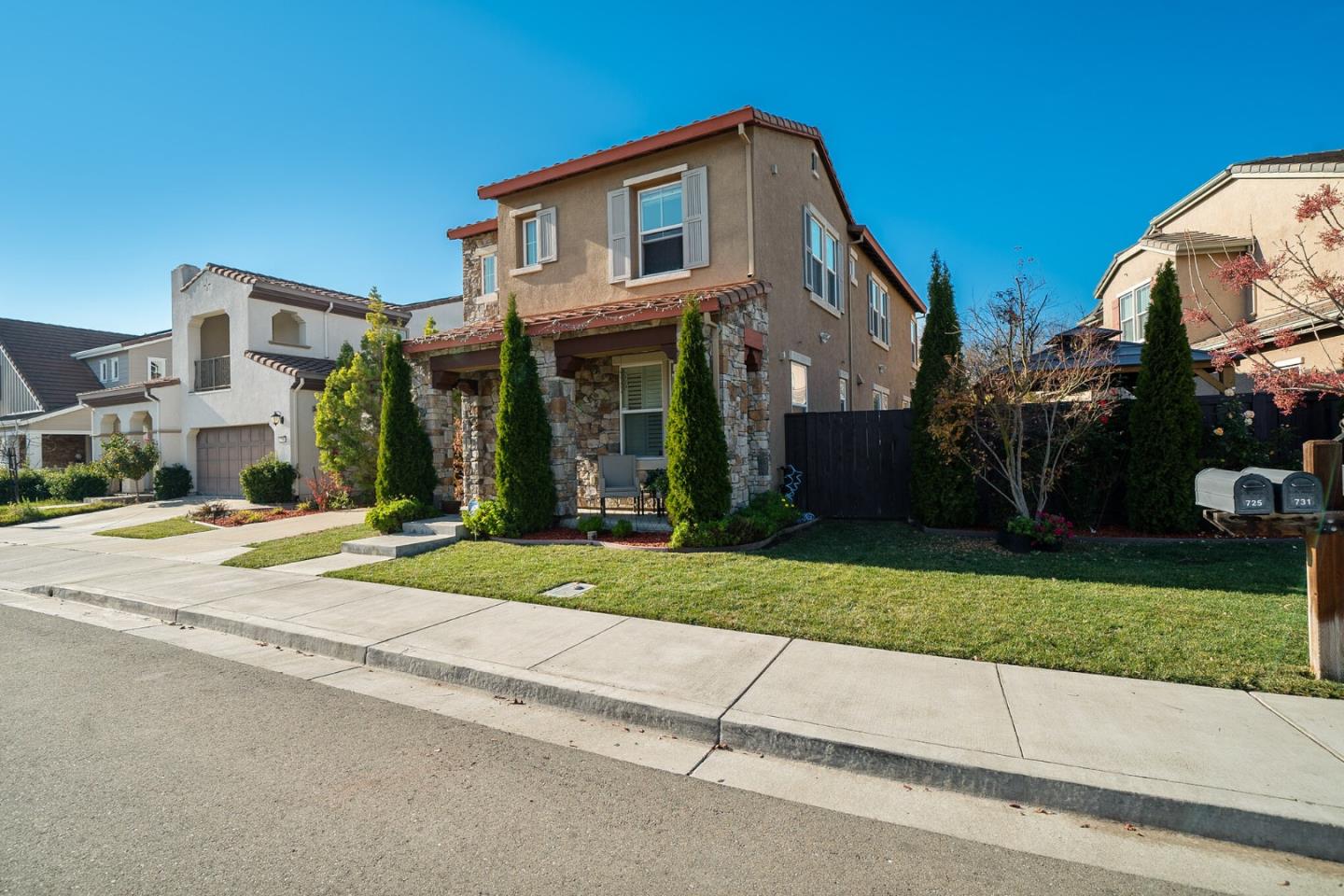 731 Prestwick Court San Ramon, CA 94582 - Photo 3 of 41