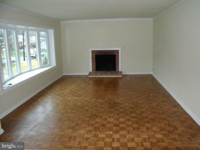 1016 Chiswell Lane Silver Spring, MD 20901 - Photo 17 of 30 Family Room