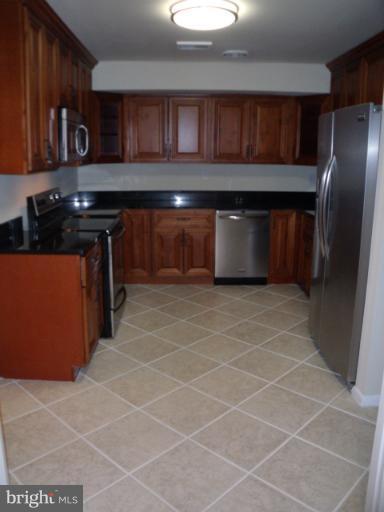 1016 Chiswell Lane Silver Spring, MD 20901 - Photo 23 of 30 Kitchen