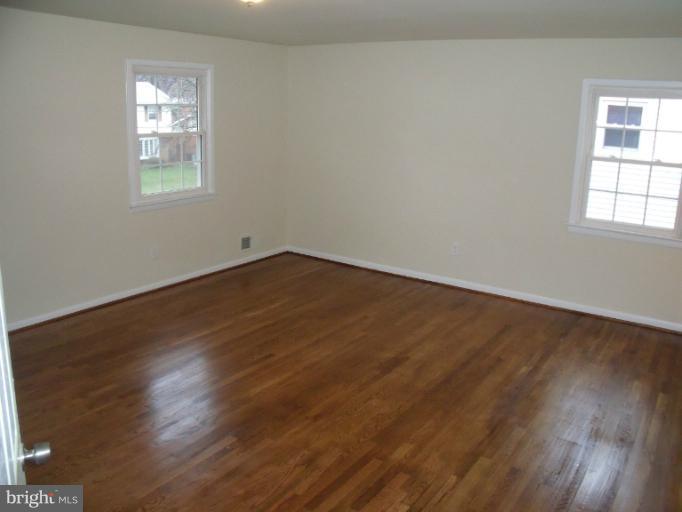 1016 Chiswell Lane Silver Spring, MD 20901 - Photo 27 of 30 Bedroom (Master)